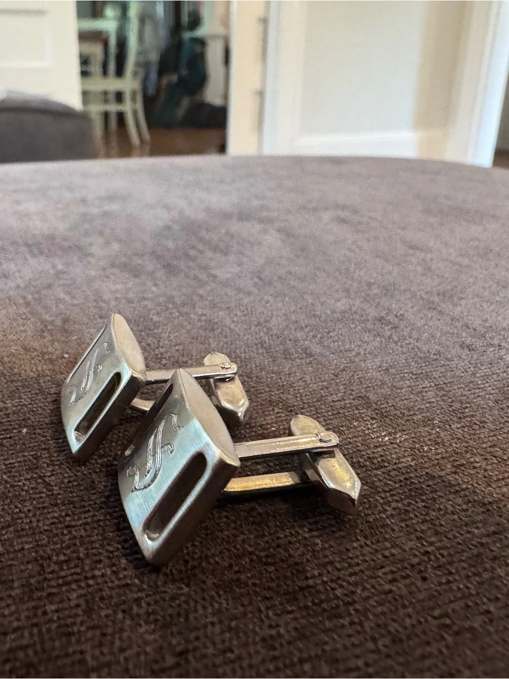 Antique Silver-Tone Monogram 'S' Cufflinks - Classic Men’s Accessory